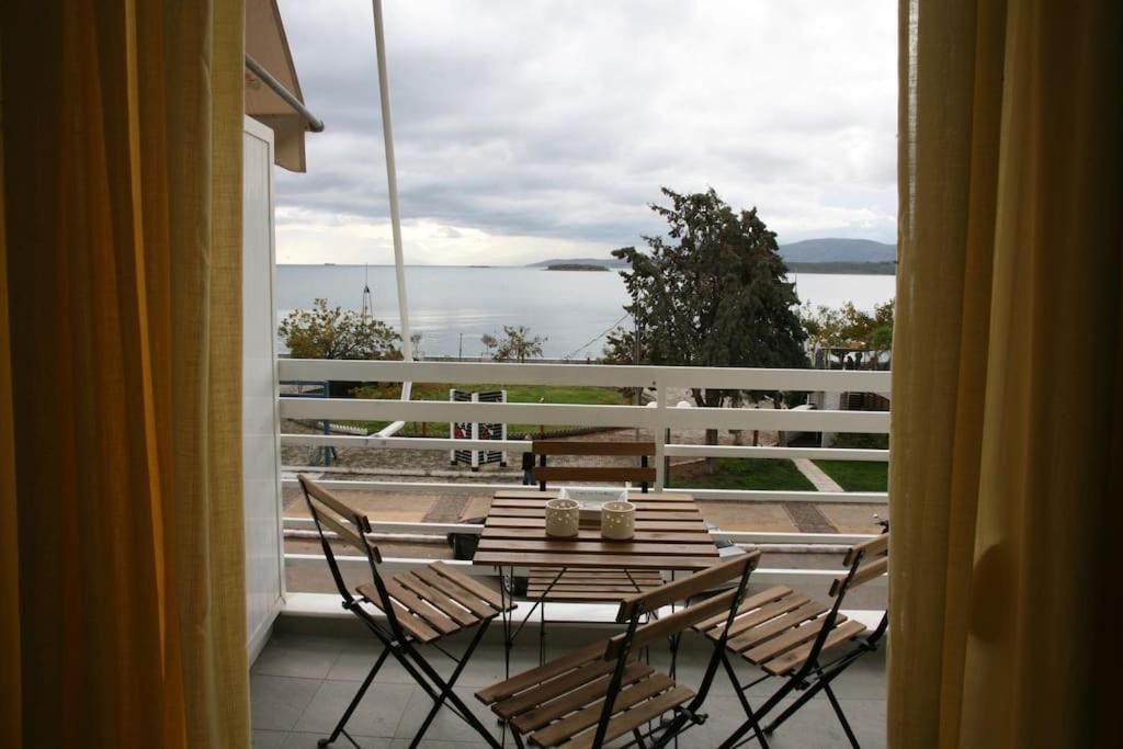 Lovely Sea Front Apartment Ітея Екстер'єр фото